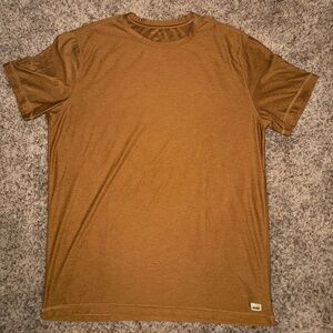 Vuori Men L Shirt - Brown